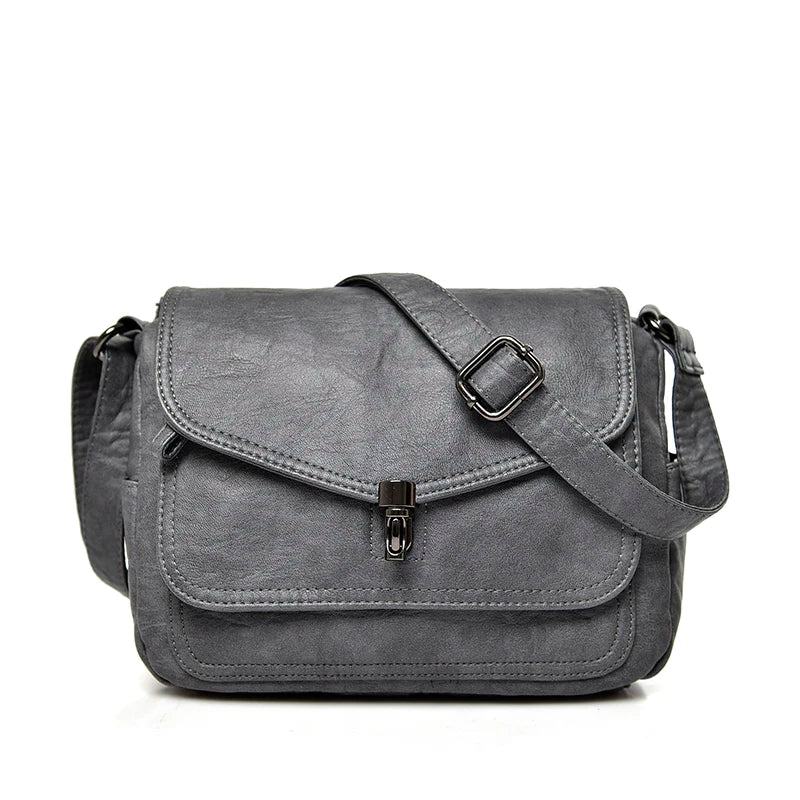 Bolsa Feminina de Couro Tiracolo transversal LaDivina
