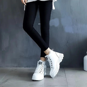 Bota Feminina Coturno Evolution Confort