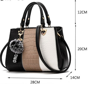 Bolsa vermelha com visual fashion e estrutura firme
