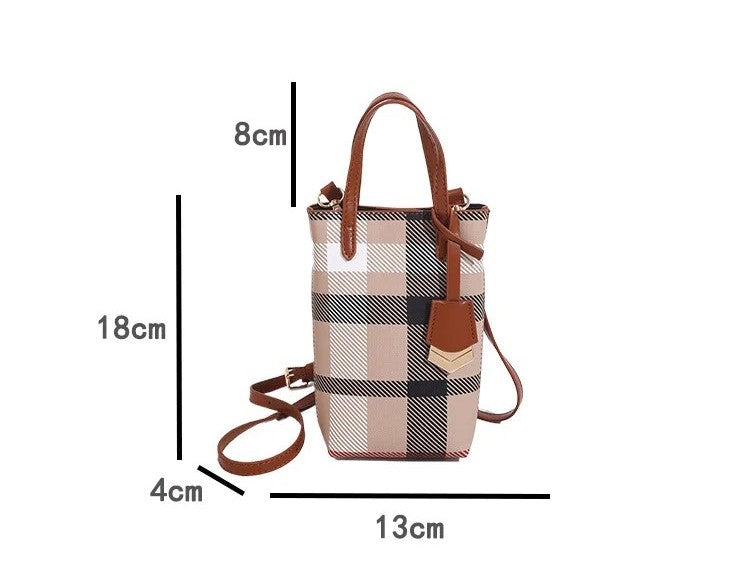 Bolsa Crossbody Feminina Étoile Envy – Design Estruturado Xadrez com Toque Europeu Clássico