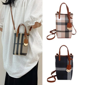Bolsa Crossbody Feminina Étoile Envy – Design Estruturado Xadrez com Toque Europeu Clássico